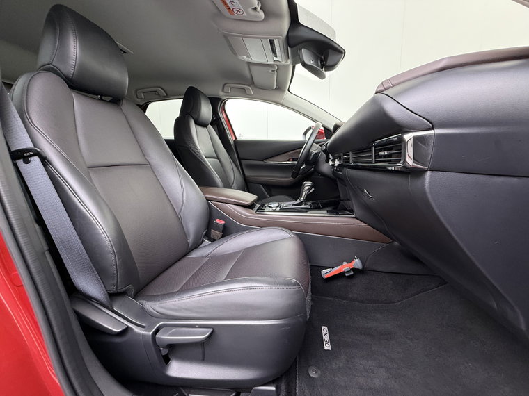Vehicle Image 35