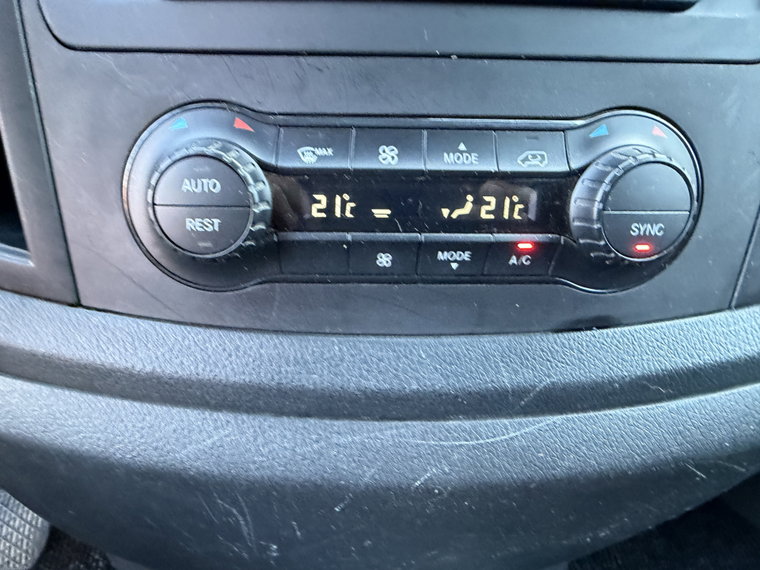 Vehicle Image 41
