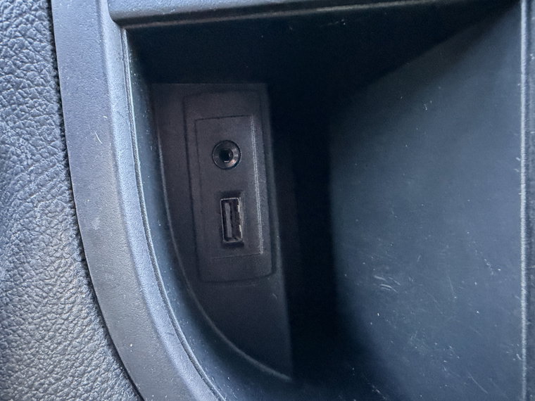 Vehicle Image 48
