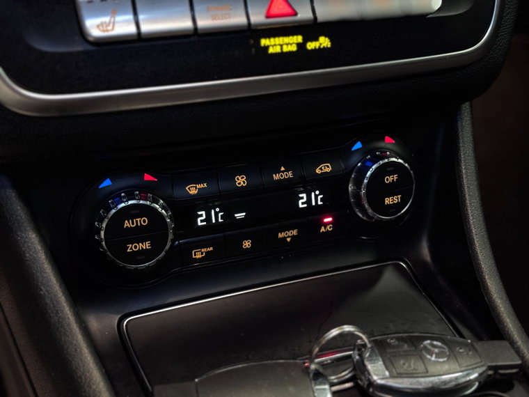 Vehicle Image 27