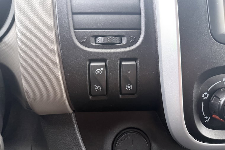 Vehicle Image 22
