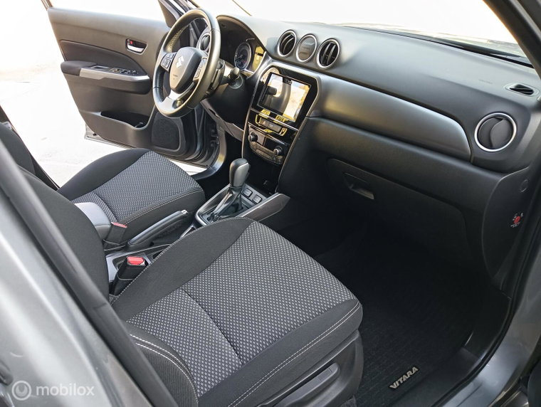Vehicle Image 14