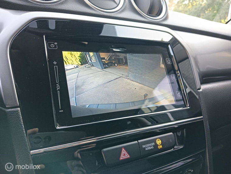 Vehicle Image 22