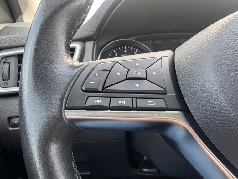 Vehicle Image 28