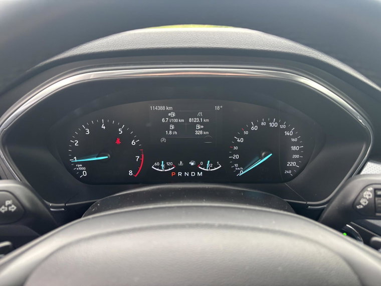 Vehicle Image 25