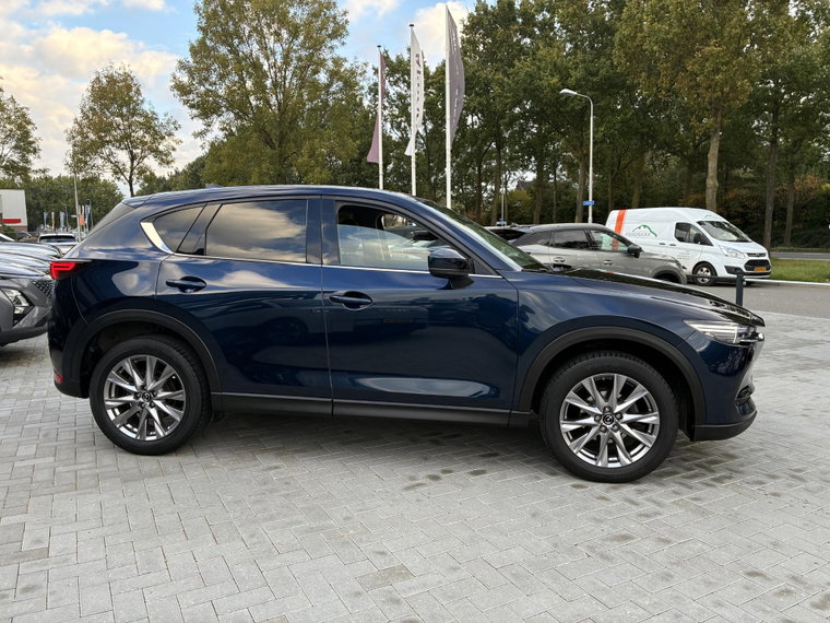 Vehicle Image 28