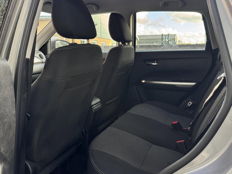 Vehicle Image 13
