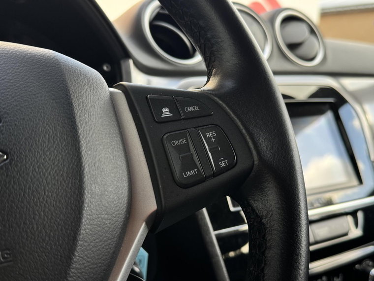 Vehicle Image 27