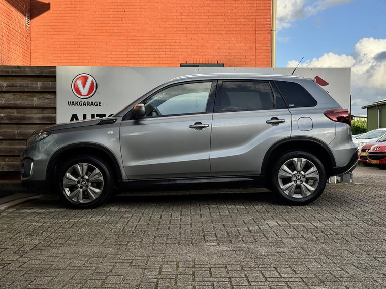 Vehicle Image 10