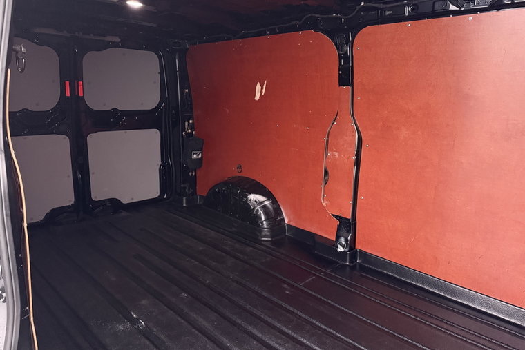 Vehicle Image 14
