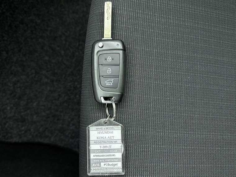 Vehicle Image 26