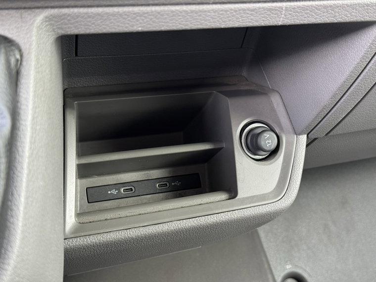 Vehicle Image 36