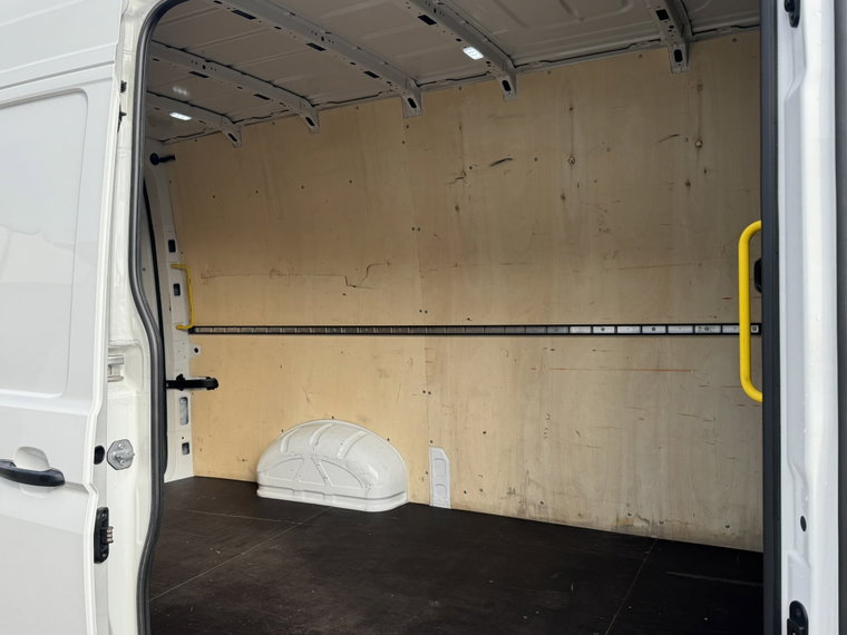 Vehicle Image 39