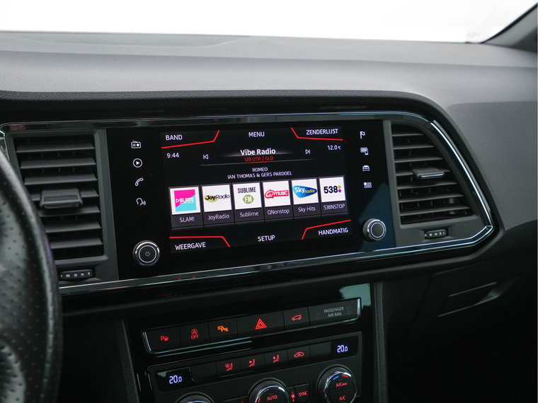 Vehicle Image 18