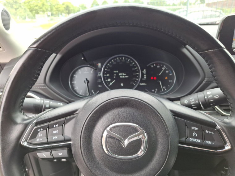 Vehicle Image 22