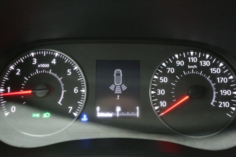 Vehicle Image 16