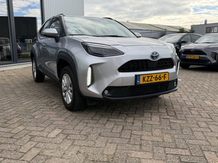 Vehicle Image 6
