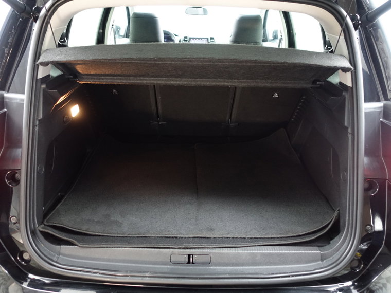 Vehicle Image 38