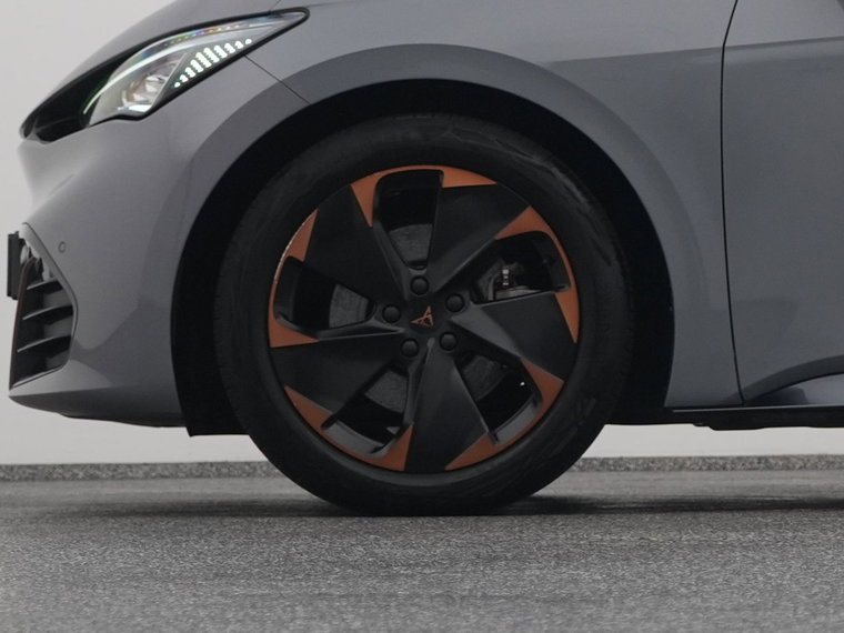 Vehicle Image 40
