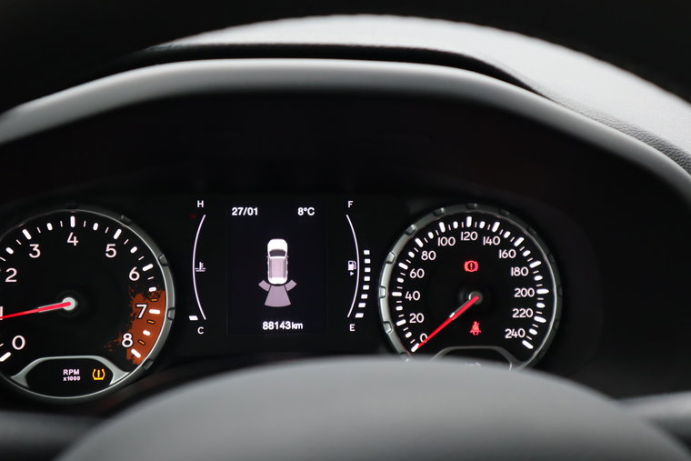 Vehicle Image 13