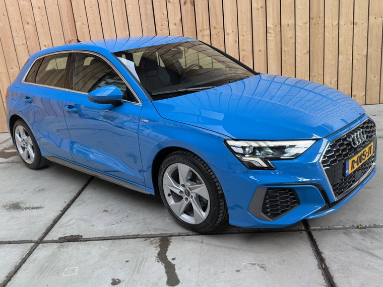 Vehicle Image 47