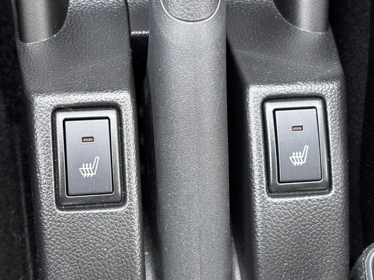 Vehicle Image 24