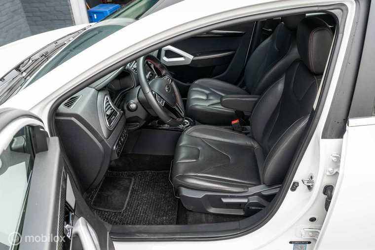 Vehicle Image 13