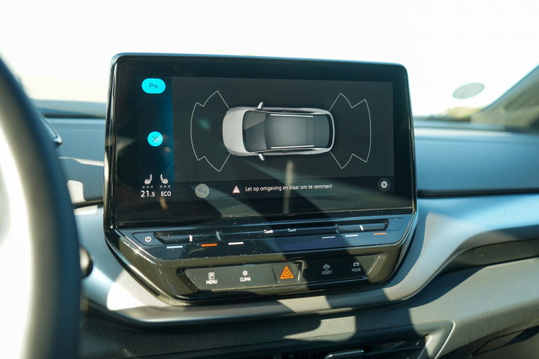 Vehicle Image 30