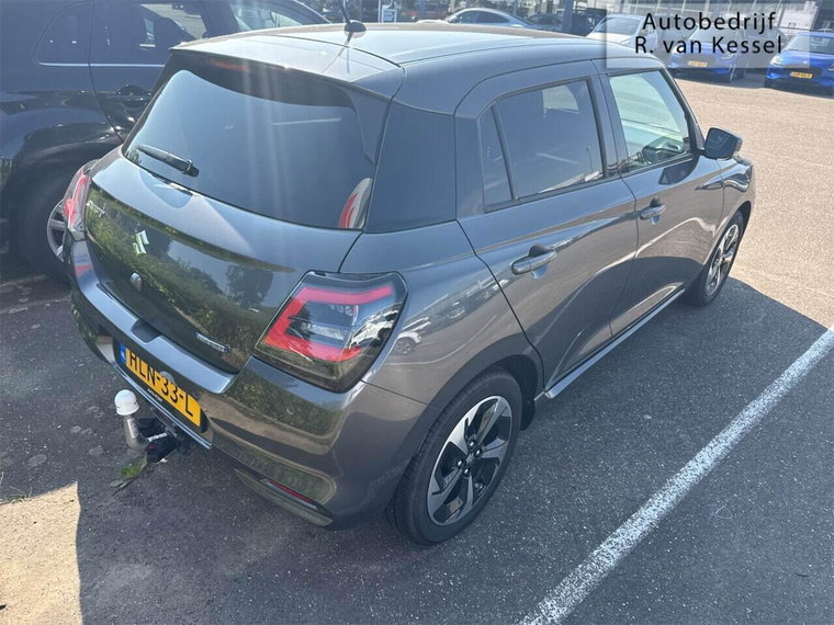 Vehicle Image 9
