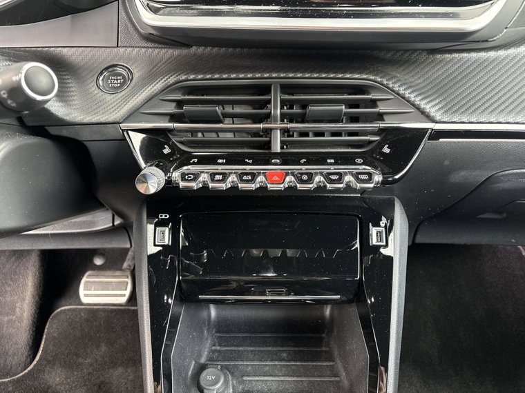 Vehicle Image 28