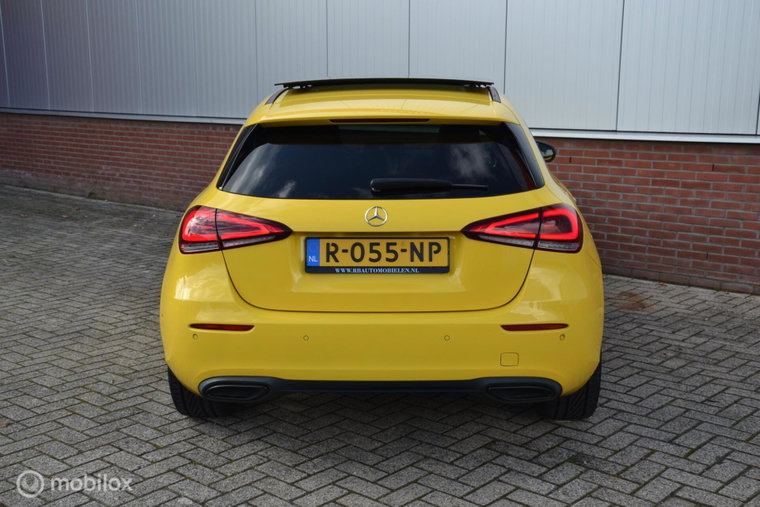 Vehicle Image 26