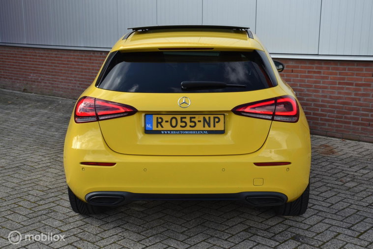 Vehicle Image 27