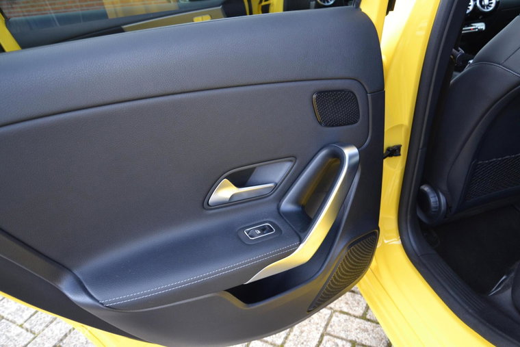 Vehicle Image 41