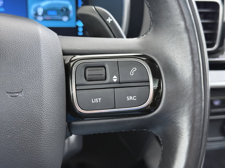 Vehicle Image 33