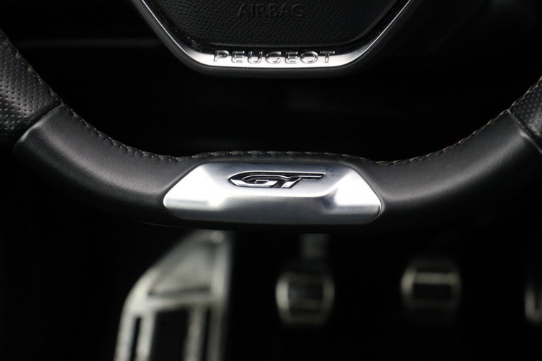 Vehicle Image 26