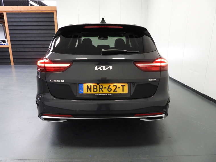 Vehicle Image 45