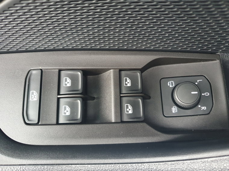 Vehicle Image 45