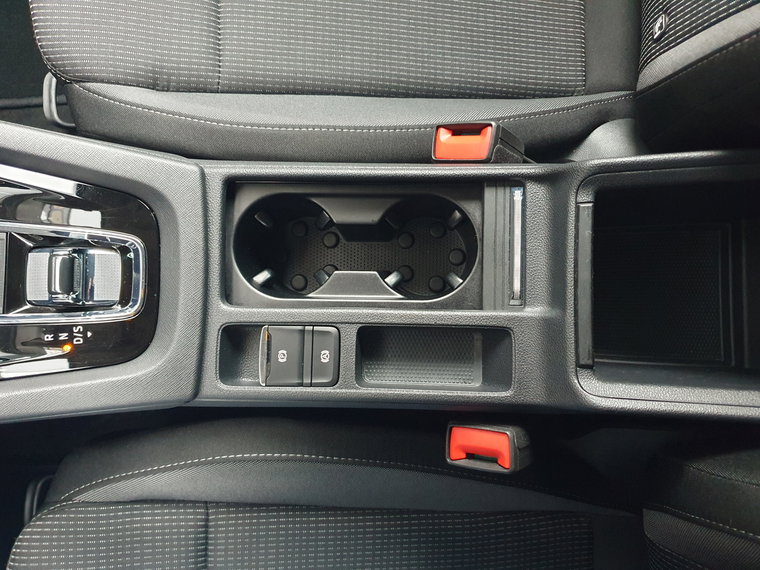 Vehicle Image 48