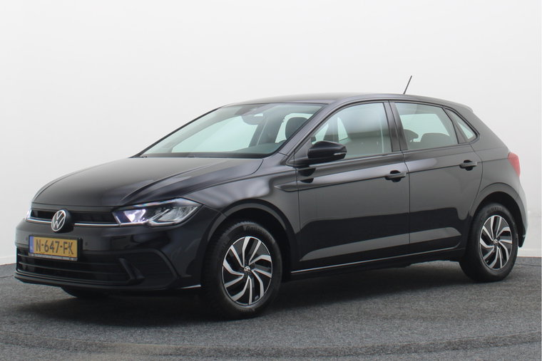 Vehicle Image 14