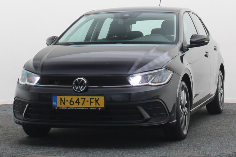Vehicle Image 21