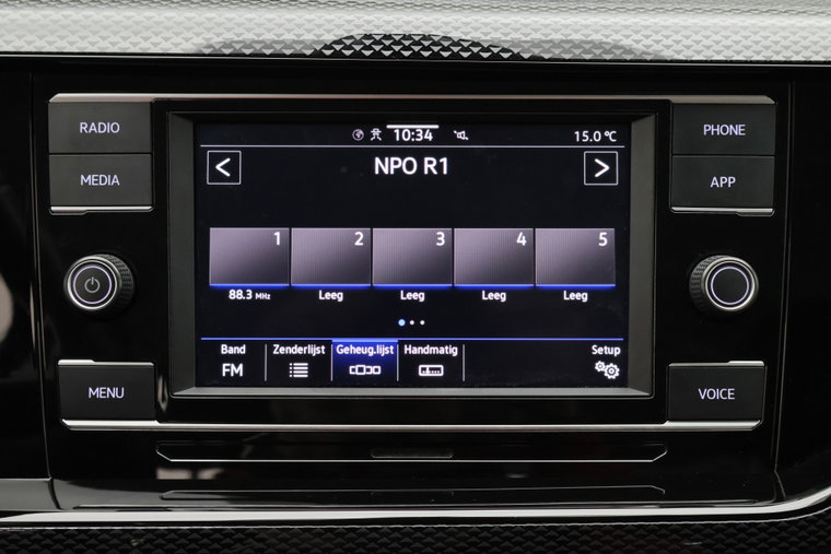 Vehicle Image 35