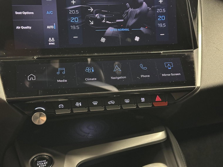 Vehicle Image 35