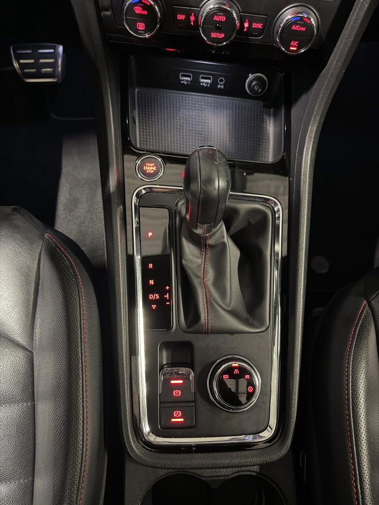 Vehicle Image 38