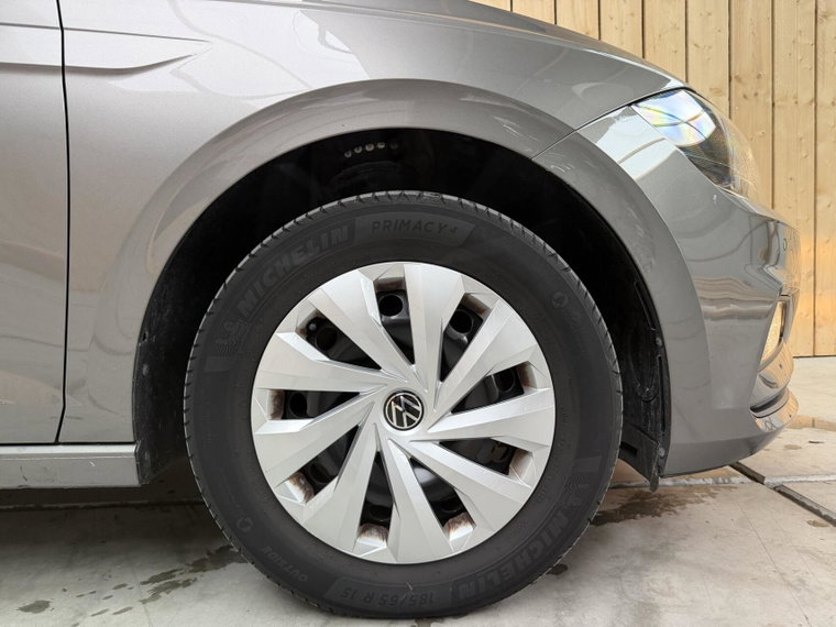 Vehicle Image 39