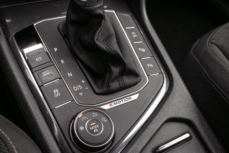 Vehicle Image 24