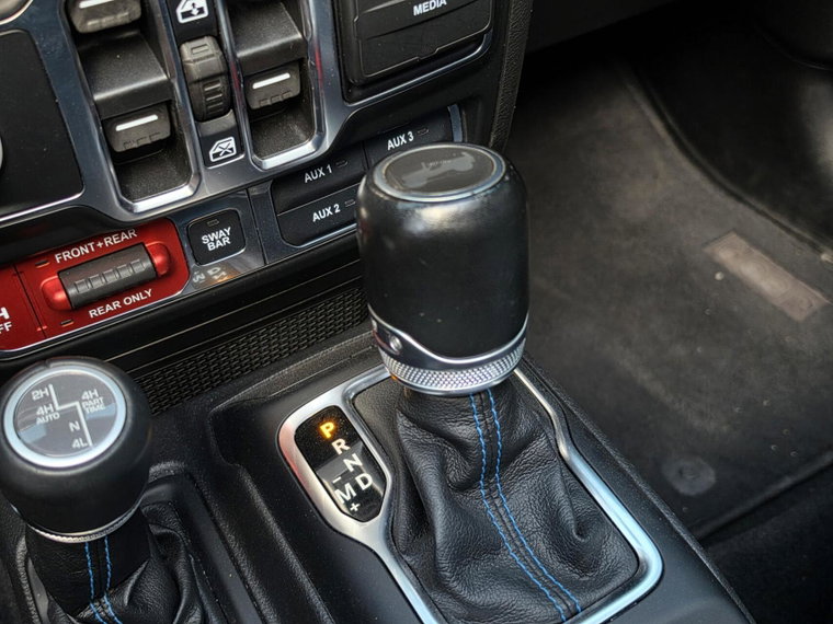 Vehicle Image 30