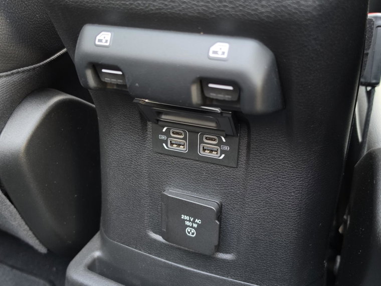 Vehicle Image 35