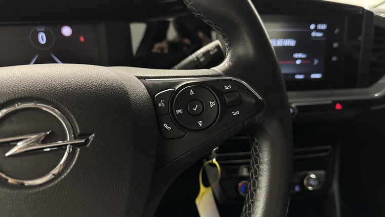 Vehicle Image 22