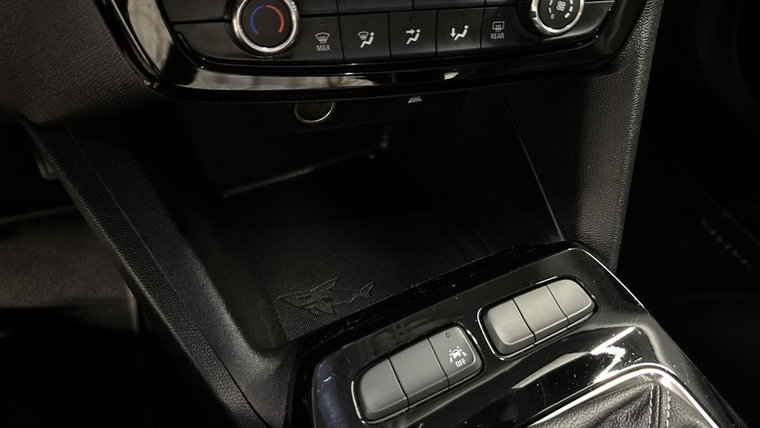Vehicle Image 36