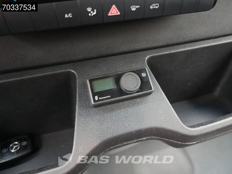 Vehicle Image 39